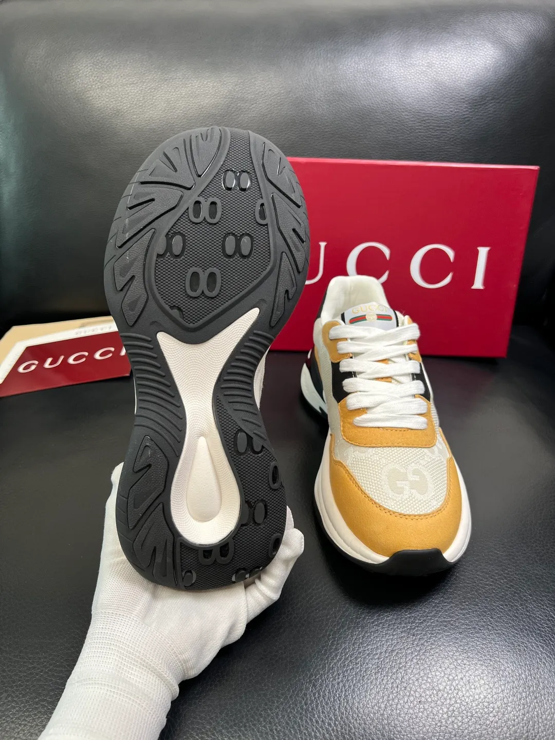 Men's shoes 💰800 Gucci top purchasing Gucci counter new model, original factory configuration imported cowhide from Italy with printed fabric, imported cowhide lining, breathable and comfortable, sole: original factory special sole is super comfortable, original factory and single goods are high quality, welcome to compare, code number 38-44 (customized 45)